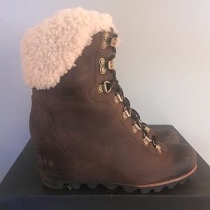 Sorel Joan of Arctic Wedge Shearling